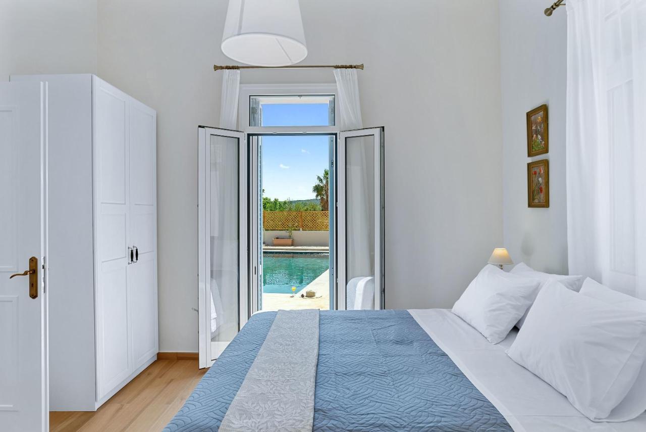 Villa Remedio Neon Khorion  Екстериор снимка